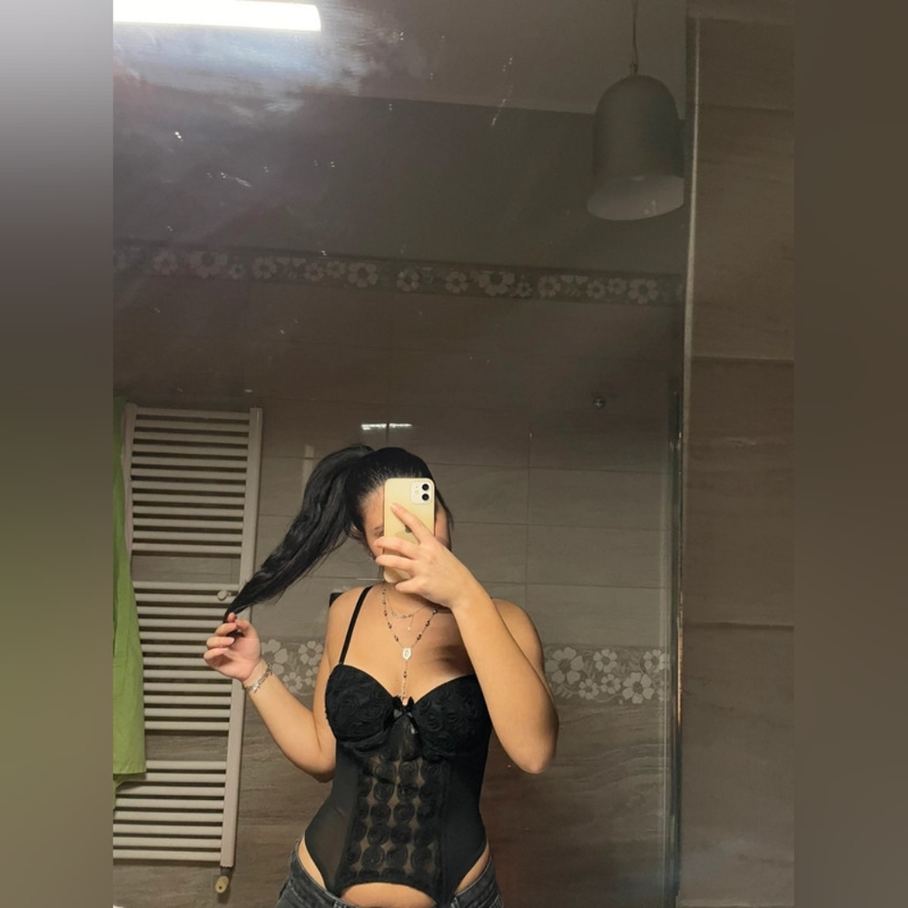 Zara black tops, s